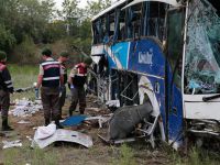 Kaptan uyudu, otobüs devrildi: Çok sayıda ölü var