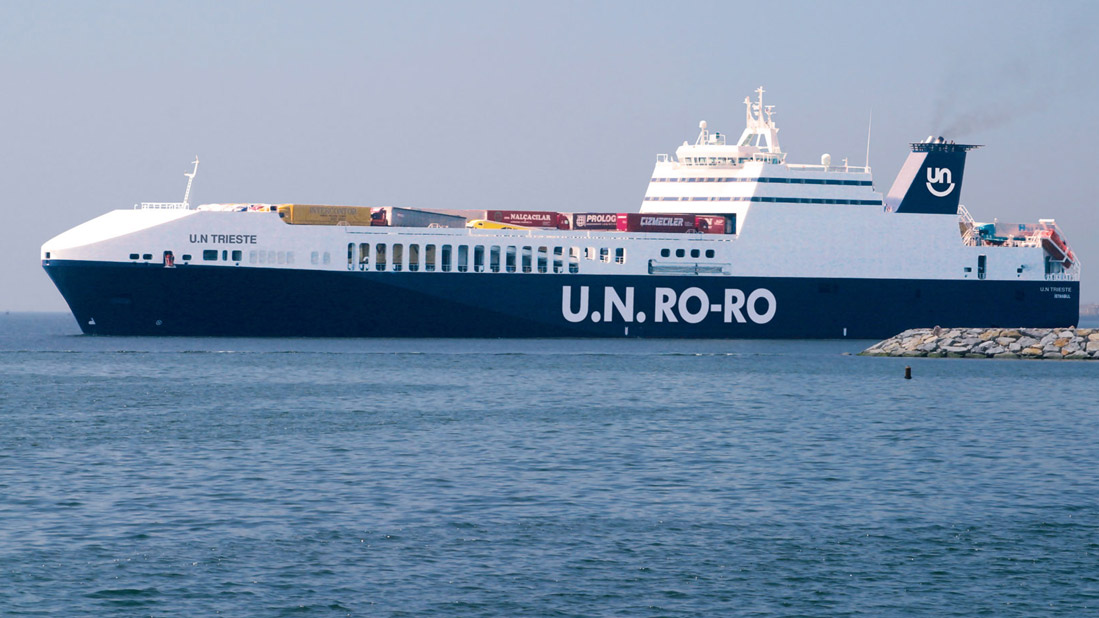 U.N Ro-Ro, İtalya'nın güneyine de inecek