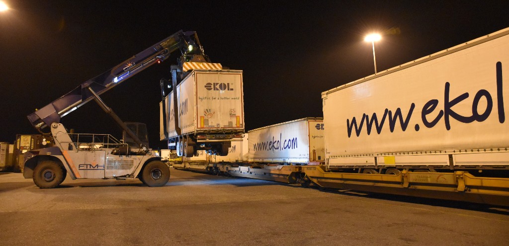 Ekol, yeni bir blok treni hizmete alıyor