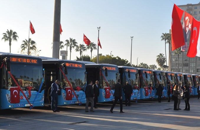 Mercedes'in yılın ilk büyük teslimatı Mersin'e