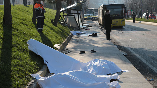 Otobüsün beyni mi kilitlendi? 3 ölü: İşte o anlar...