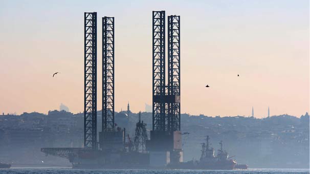Dev platform tekrar İstanbul Boğazı'nda