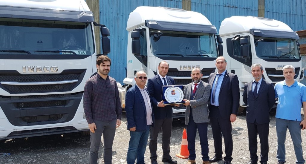 Iveco'dan Asya Taşımacılık'a 10 Stralis çekici