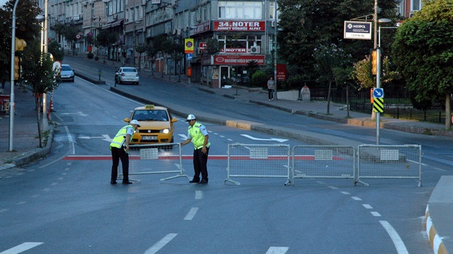 İstanbullular dikkat! Çift yönlü trafiğe kapatıldı