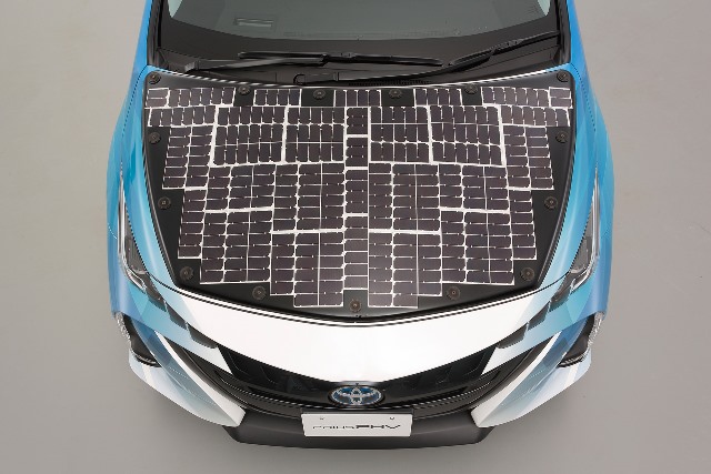 Toyota, dururken de şarj olacak