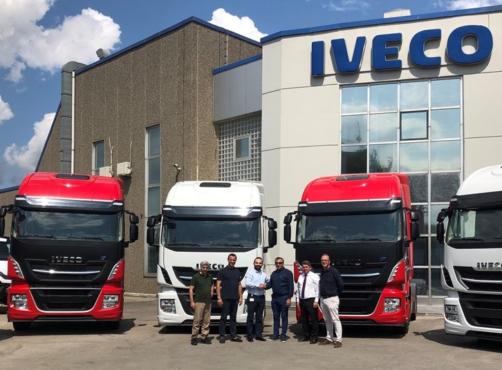 IVECO’dan Meryıldız’a 5 Stralis çekici teslimatı