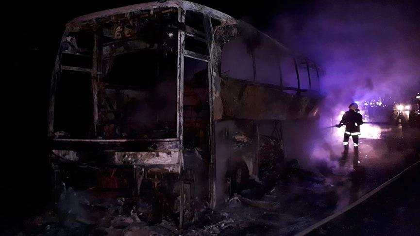 Yine cayır cayır yandı: Olan sektöre oluyor denetleyin şu otobüsleri