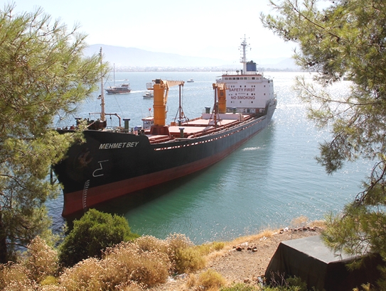 Mehmet Bey, Fethiye'de karaya oturdu