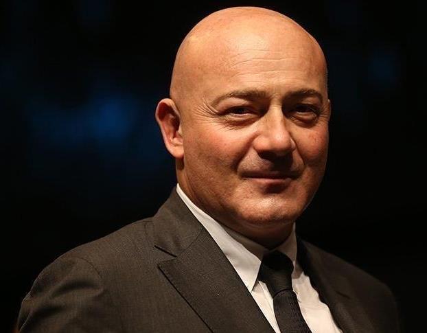 Ferit Şahenk, Marina Barselona'yı da satıyor