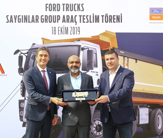 Saygınlar, havaalanı inşaatında Ford Trucks kullanacak