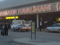 PKK'lı teröristler yolcu uçağına ateş etti!