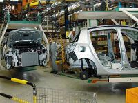 Otomotiv sektöründe 'sert fren' sürüyor