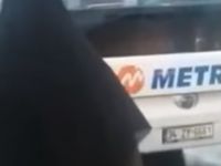 Toplu ulaşımda namaz için durma şartı var mıdır?