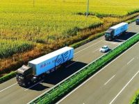 Çinliler, 40 ton yüklü akıllı kamyonlarla taşıdı