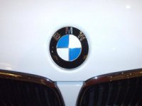 BMW elektrikli otomobil üretimini erteledi!