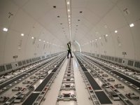 İkinci el Boeing 777 yolcu uçakları kargo uçağı oluyor