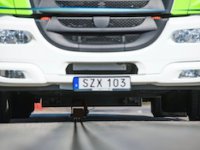 Dünyanın ilk elektrikli araç şarj edebilen yolu İsveç'te açılıyor