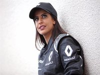 Renault F1 otomobilinde Suudi bir kadın sürücü!