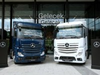 Mercedes-Benz Türk’ten Arıç Lojistik’e 100 Actros 1845 teslimatı