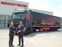 Renault Trucks'ın Yüksek Kabinli serisi Musa Özkan filosunda