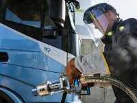 IVECO'nun LNG'li çekicisi bir dolumda 1.600 km gidiyor