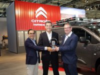 Yeni Citroën Berlingo Van Yılın Ticari Aracı Ödülü’nü kazandı