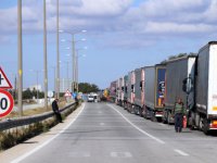 Sürücülerin TIR kuyruğu isyanı