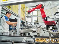İlk Robotlu Kargo Dağıtım İstasyonu Çin'de Açıldı!