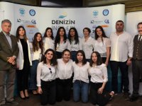 Denizde Kadının Adı Var