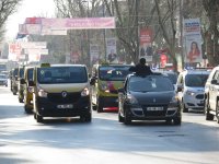 Dolmuş şoförlerinden ‘işlerimiz düştü’ eylemi