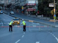 İstanbullular dikkat! Çift yönlü trafiğe kapatıldı