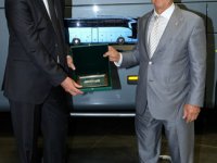 Tataristan Cumhurbaşkanı Mercedes tesislerini gezdi
