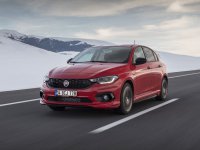 İlk Dört Ayda Pazarın Lideri Fiat!