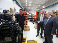 Vali Nayir'dan Otokar fabrikasına ziyaret