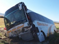 Aksaray’da yolcu otobüsü devrildi: 41 kişi yaralı