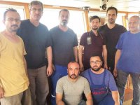 "Gemimiz yakılmasın diye teslim olduk"