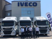 IVECO’dan Fırat Nakliyat’a 3 Stralis çekici teslimatı