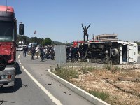Asker taşıyan minibüs TIR'la çarpıştı: 1 asker şehit