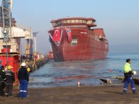 Canlı balık taşıma gemisi törenle denize indirildi