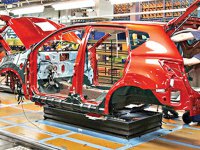 Otomotivde üretim % 7, İhracat %6 azaldı