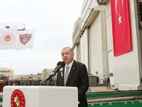 "Her yıl bir denizaltı"nın ilki havuza indi