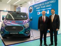 Şarj edilebiliyor, hibrit ve yerli: Ford Custom PHEV