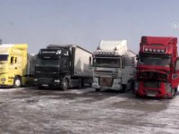 TIR sürücülerinden donan depolara "ateş" çözümü