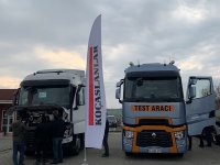 Renault Trucks'ın 13 litrelik çekicileri tanıtım turunda