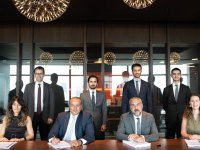 Arkas Holding'e 800 milyon dolarlık kredi