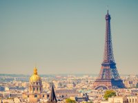 Paris’te toplu taşıma 18 yaş altına ücretsiz oluyor