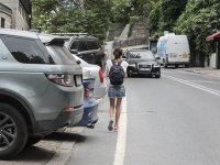 Araçla kaldırım işgal eden 2 bin lira ödeyecek