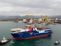 Cemre, rüzgar türbini destek gemisini denize indirdi