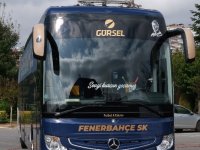 Fenerbahçe, yeni tasarım Mercedes otobüsüyle sezona hazır