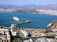 “İzmir Körfezi’ne set çekilmesin”